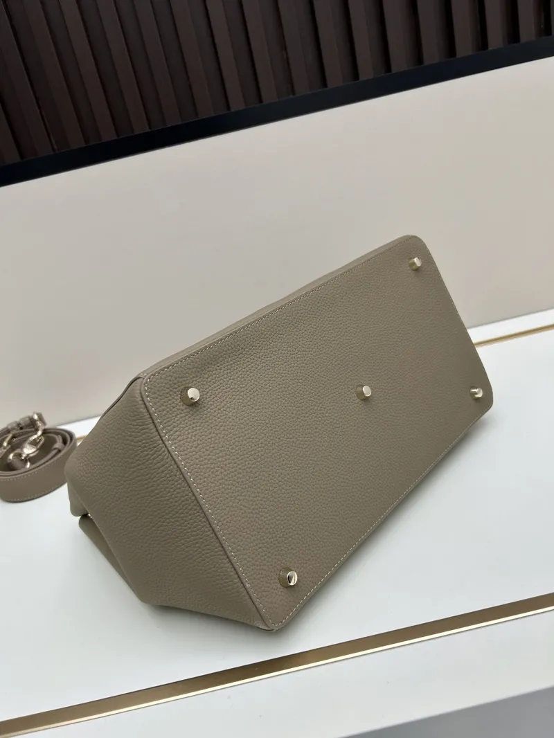 Dior Shopping Bags-357 - Image 6
