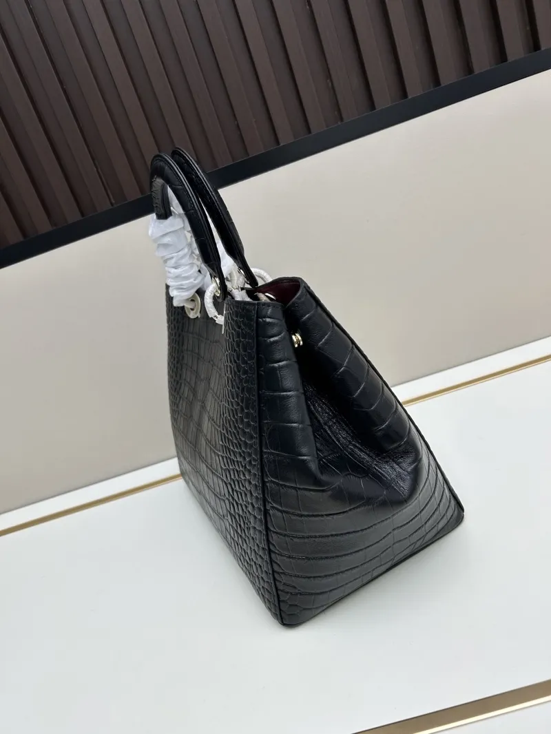 Dior Shopping Bags-360 - Image 6