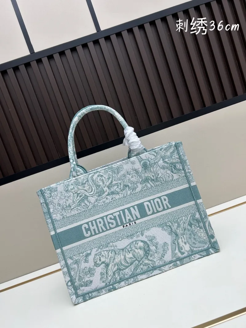 Alternative view of Dior Shopping Bags-361