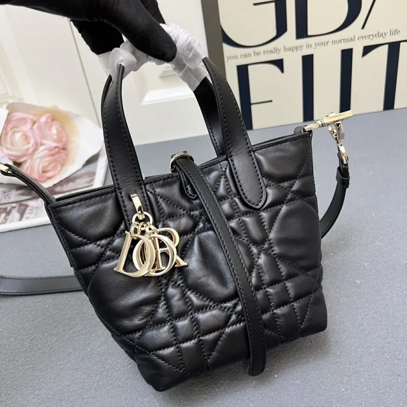 Dior Shopping Bags-364 - Image 4