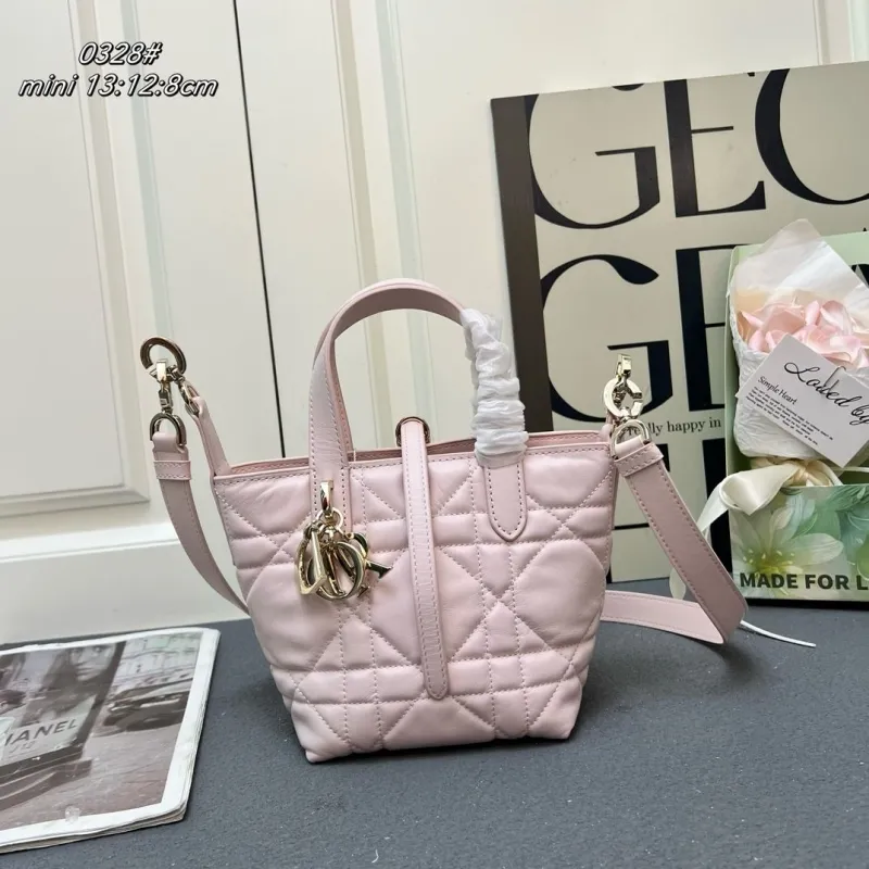 Dior Shopping Bags-367