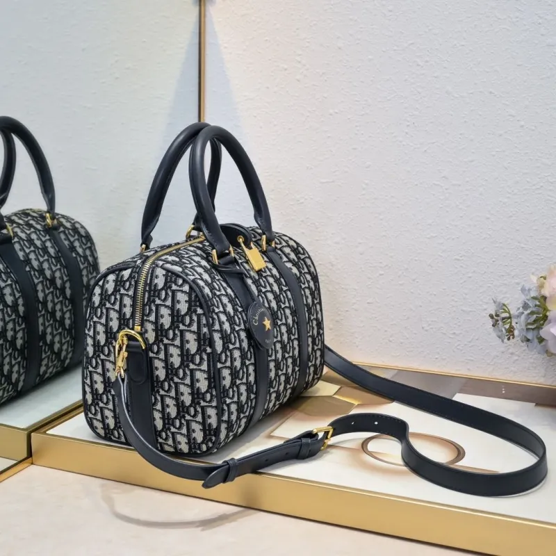 Alternative view of Dior Speedy Bags-4