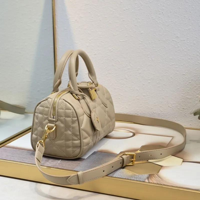 Alternative view of Dior Speedy Bags-6
