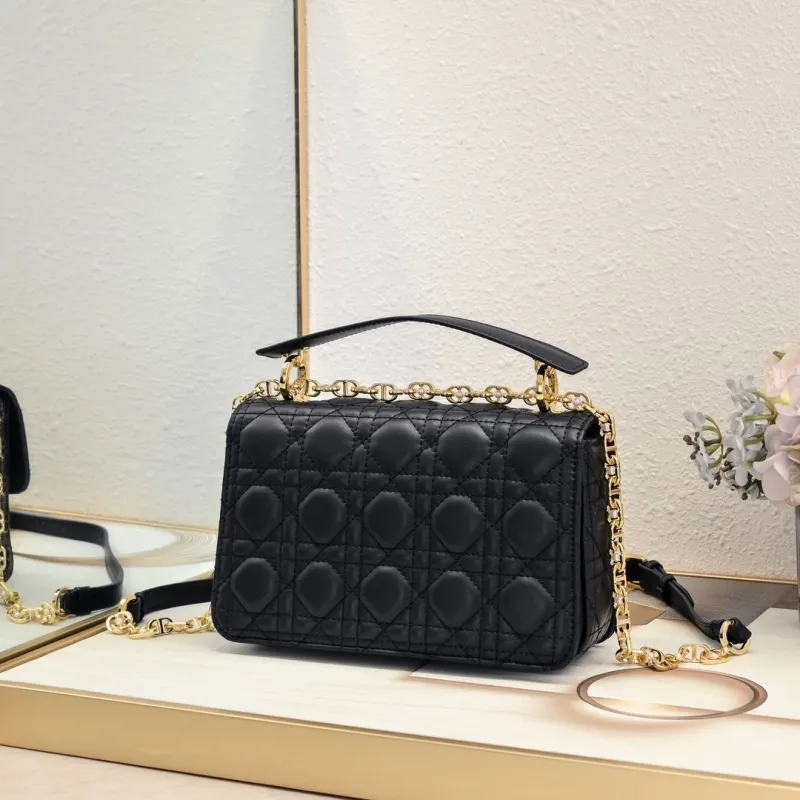 Dior Top Handle Bags-100 - Image 3