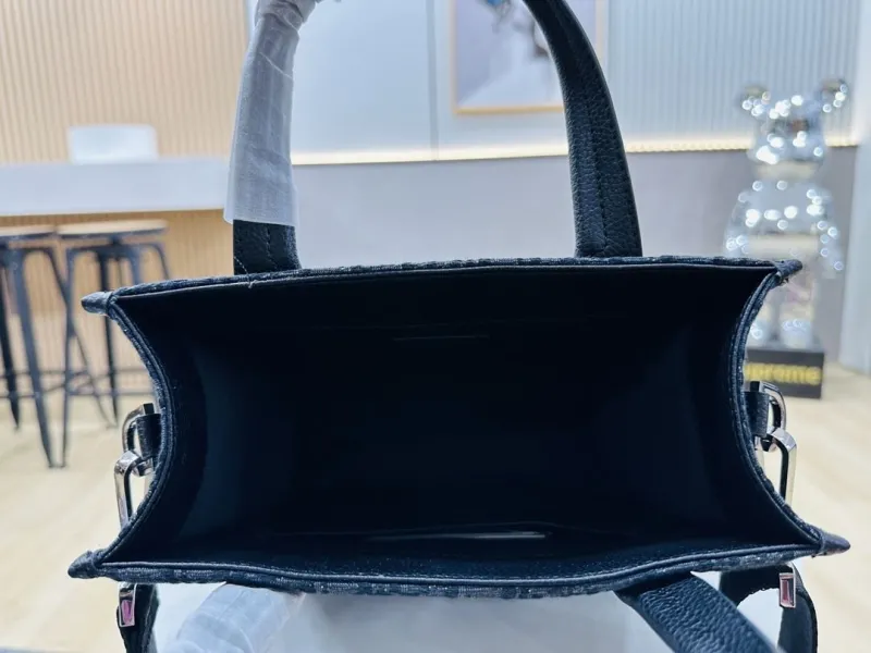 Dior Top Handle Bags-133 - Image 8