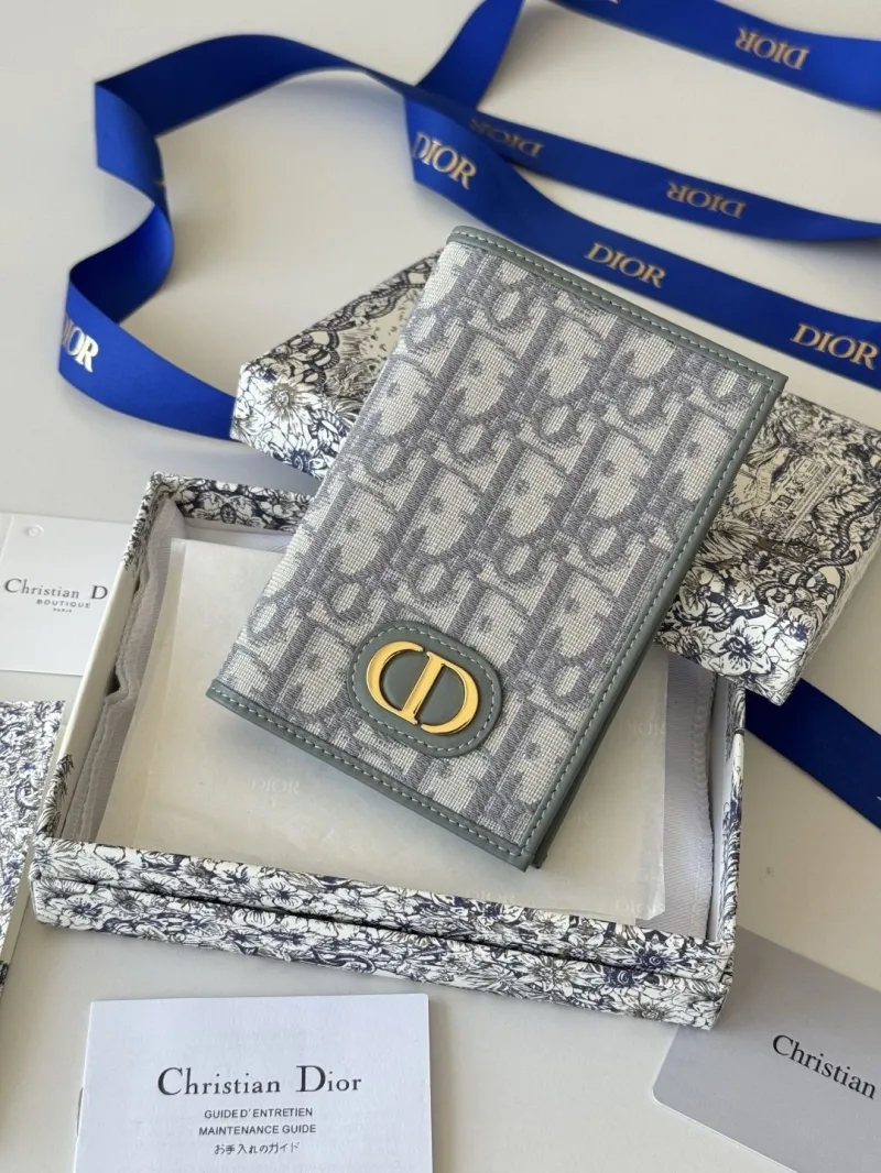 Alternative view of Dior Wallet-164