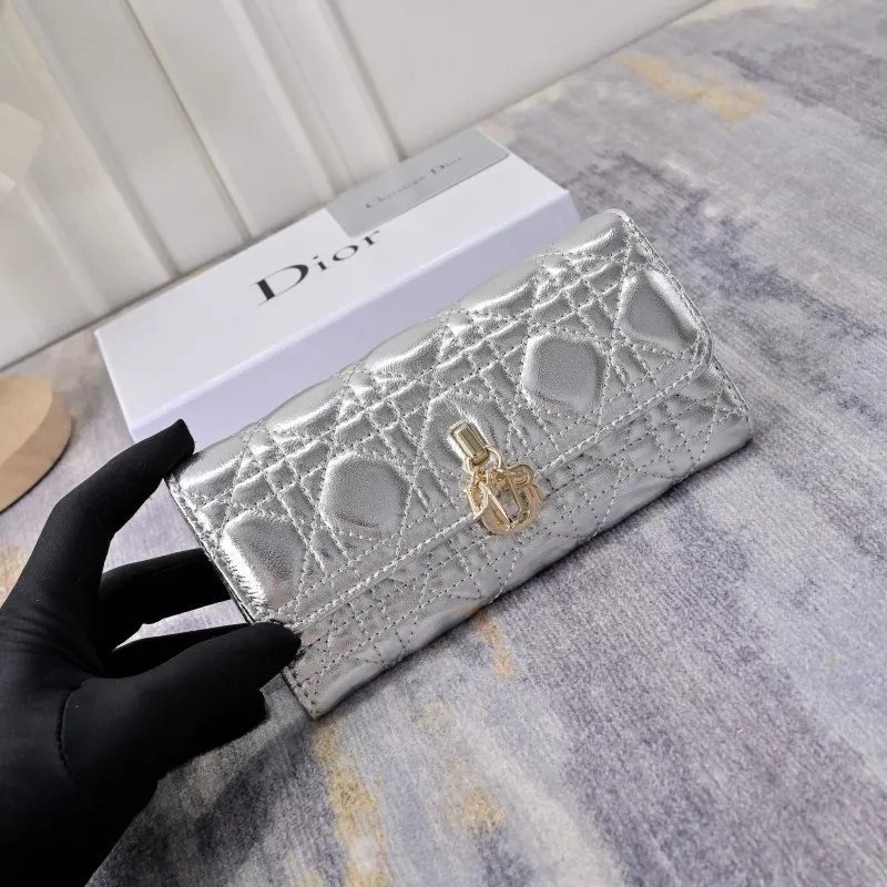 Alternative view of Dior Wallet-211