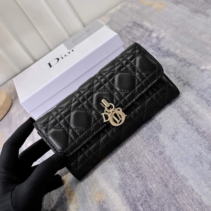 Alternative view of Dior Wallet-214