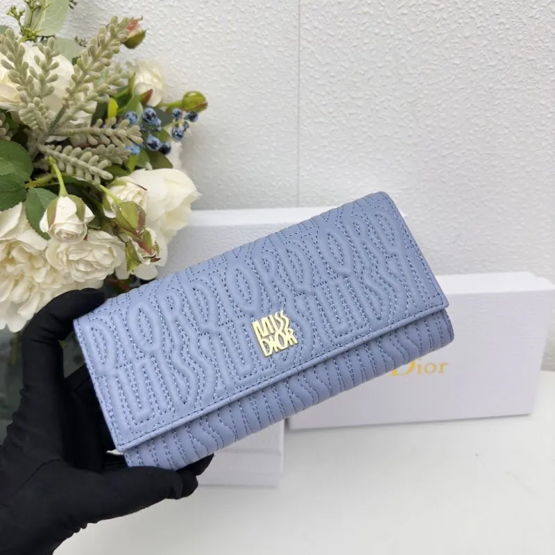 Alternative view of Dior Wallet-218