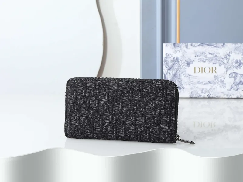 Alternative view of Dior Wallet-244