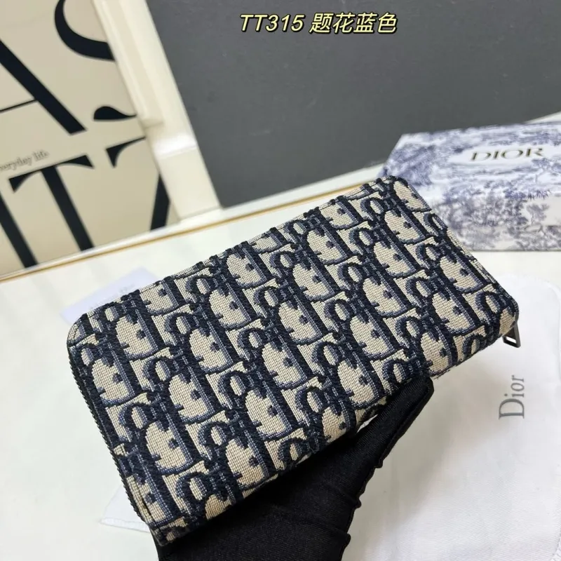 Alternative view of Dior Wallet-262