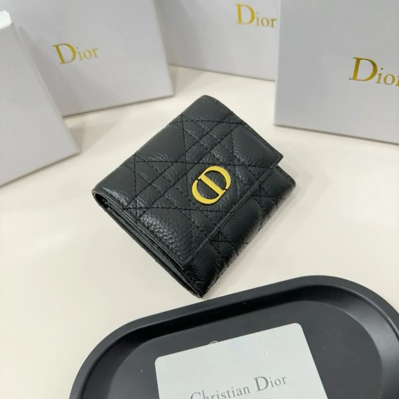 Alternative view of Dior Wallet-277