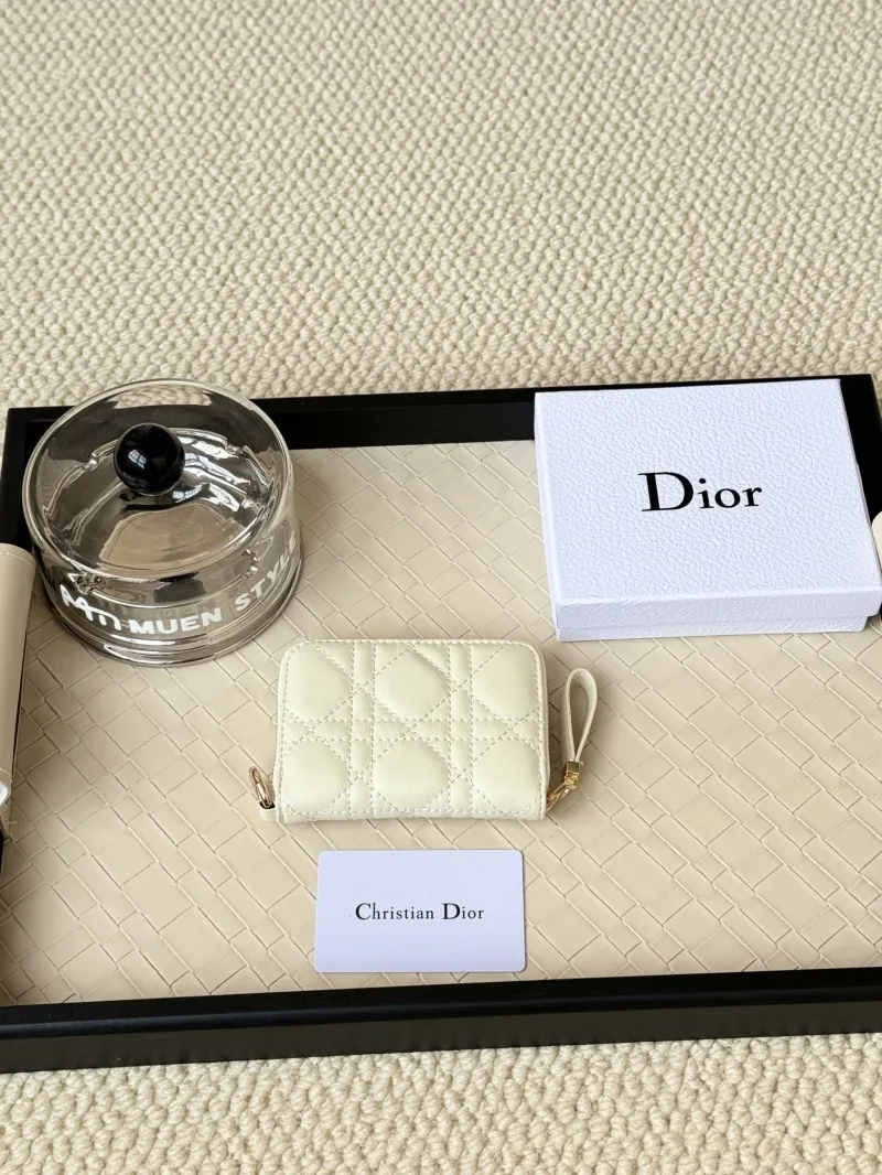 Alternative view of Dior Wallet-293