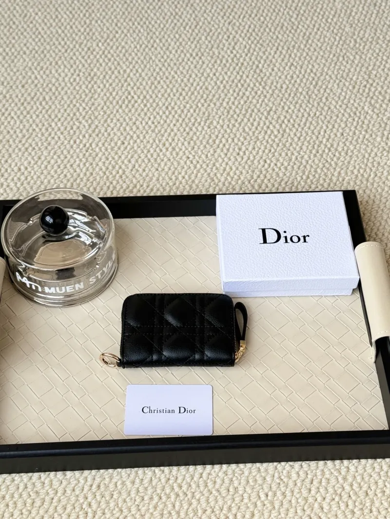 Alternative view of Dior Wallet-294