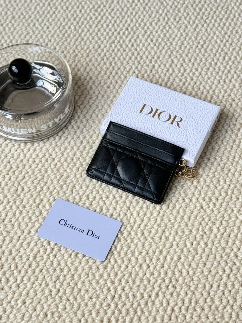 Alternative view of Dior Wallet-389