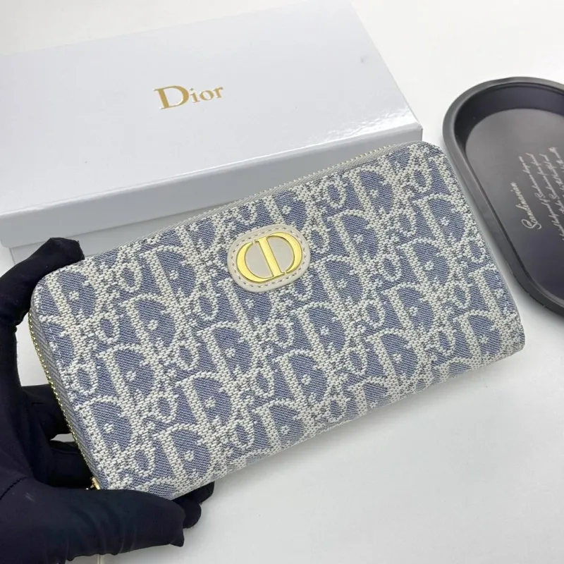 Alternative view of Dior Wallet-392