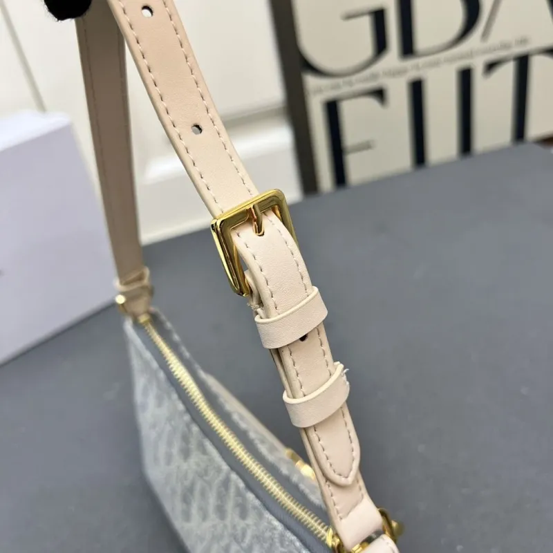 Dior Top Handle Bags-196 - Image 7
