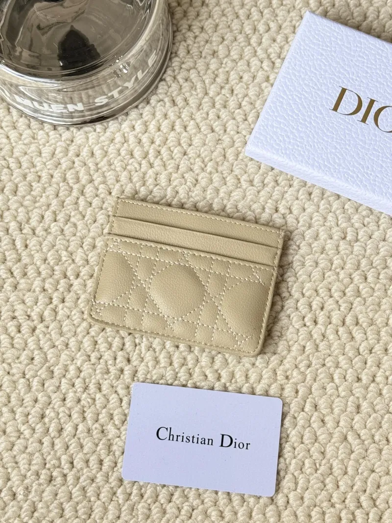 Alternative view of Dior Wallet-429