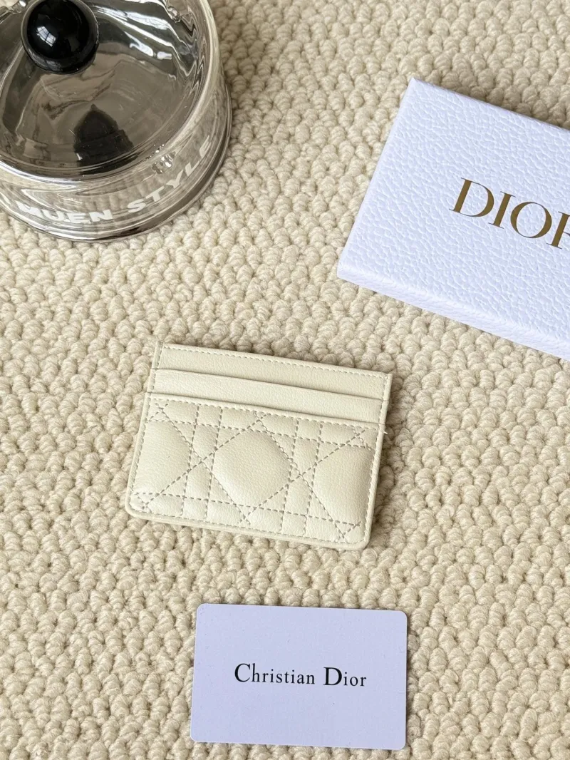 Alternative view of Dior Wallet-431