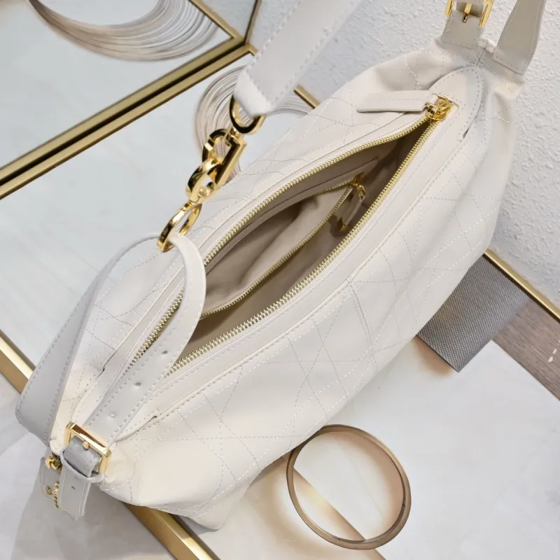 Dior Top Handle Bags-204 - Image 7