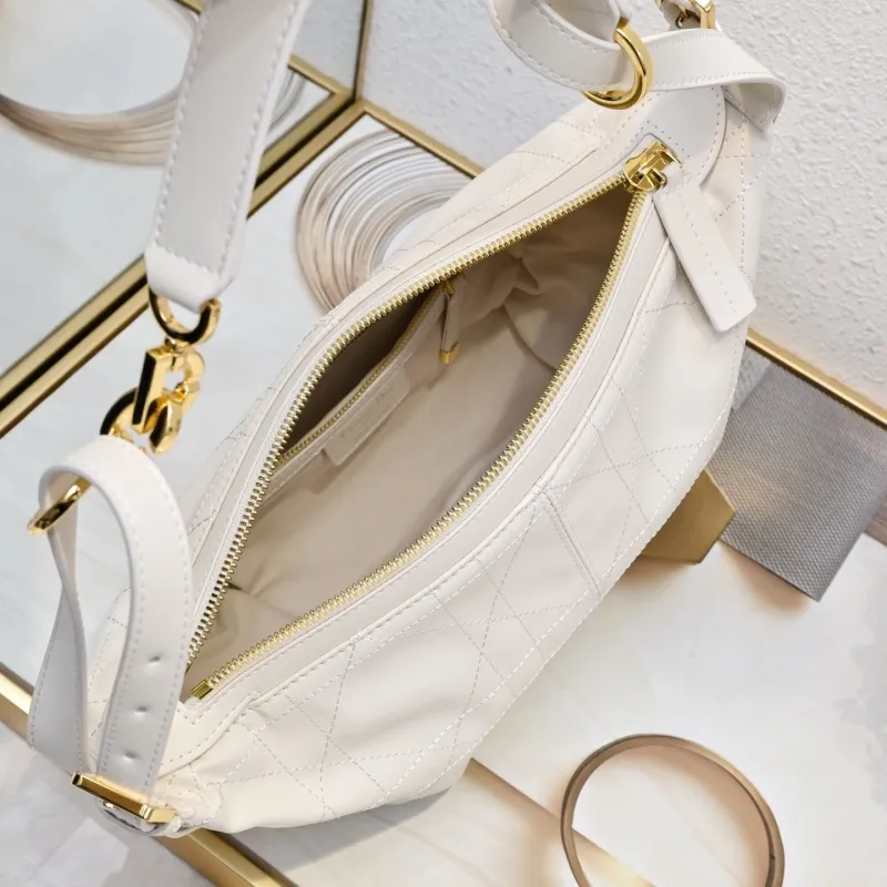 Dior Top Handle Bags-205 - Image 7