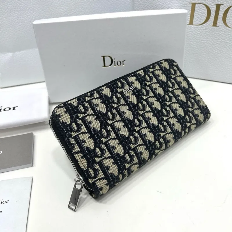 Alternative view of Dior Wallet-449