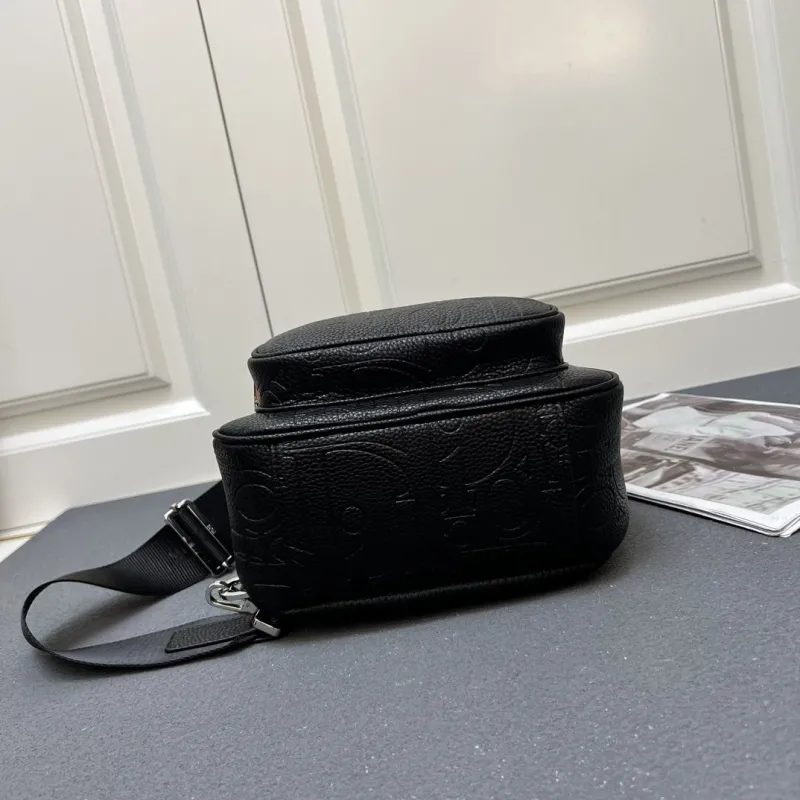Dior Waist & Chest Packs-1 - Image 9