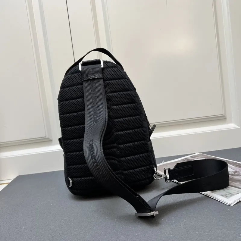 Dior Waist & Chest Packs-4 - Image 3