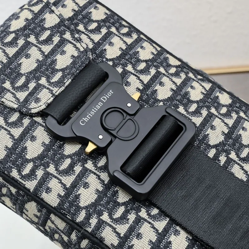 Dior Waist & Chest Packs-14 - Image 7