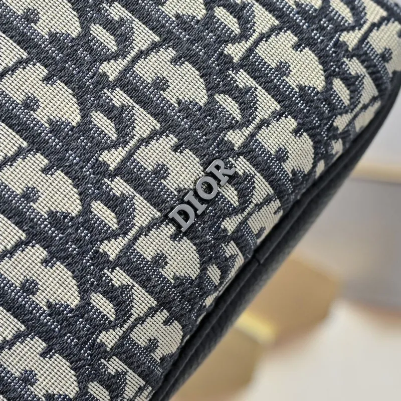 Dior Waist & Chest Packs-18 - Image 4