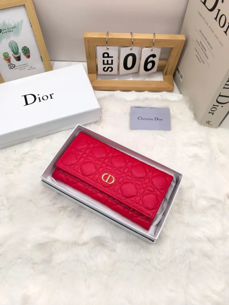 Alternative view of Dior Wallet-1