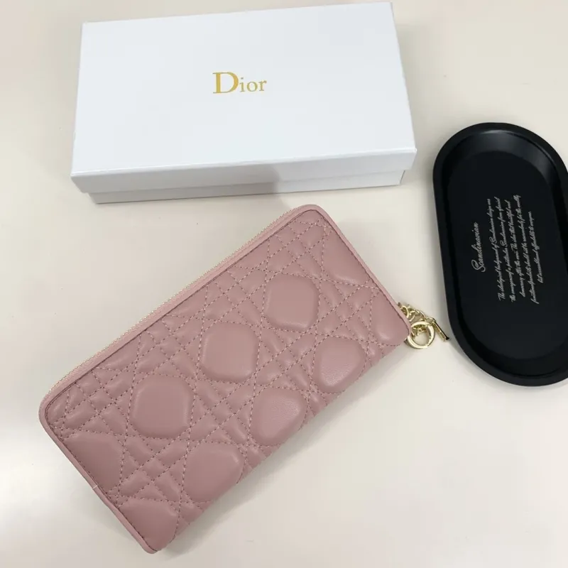 Alternative view of Dior Wallet-490