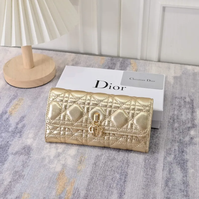 Alternative view of Dior Wallet-494