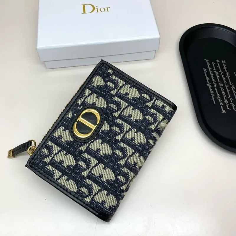 Alternative view of Dior Wallet-549