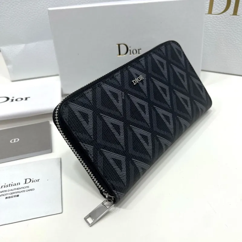 Alternative view of Dior Wallet-550