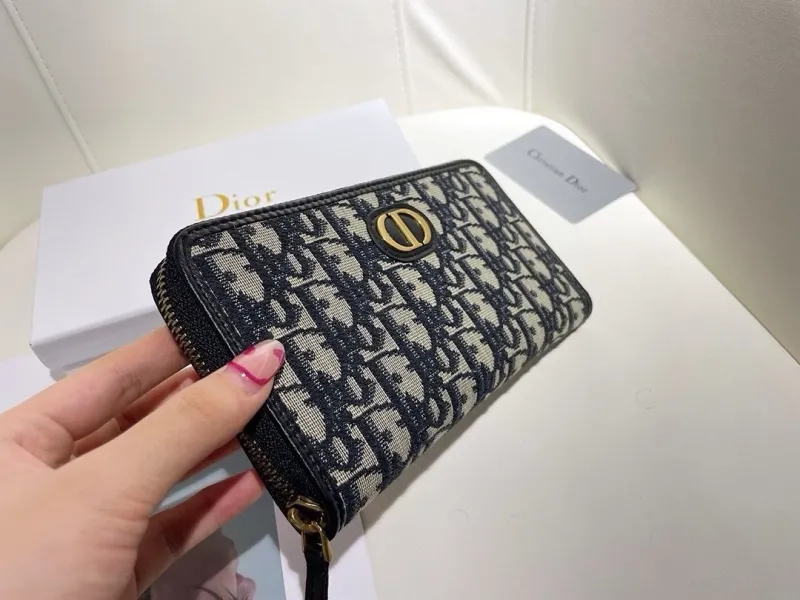 Alternative view of Dior Wallet-552