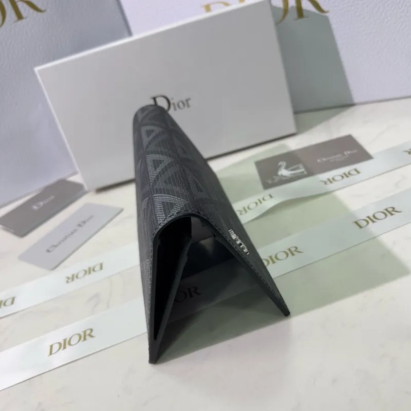 Alternative view of Dior Wallet-563