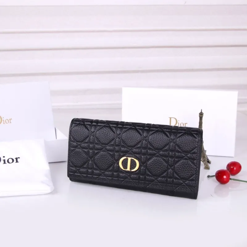 Alternative view of Dior Wallet-589