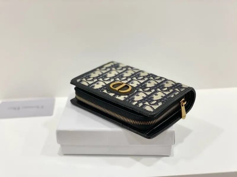 Dior Wallet-76 - Image 8