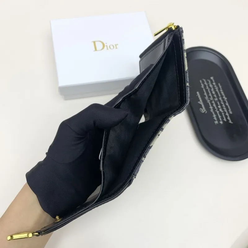 Dior Wallet-83 - Image 9