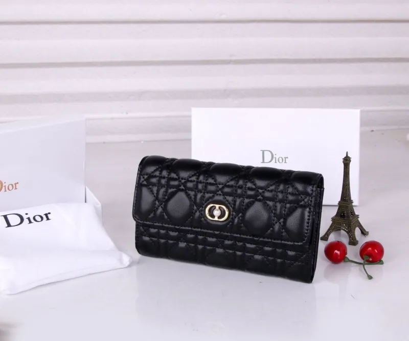 Alternative view of Dior Wallet-609