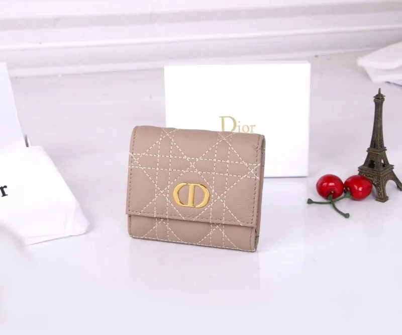Alternative view of Dior Wallet-631