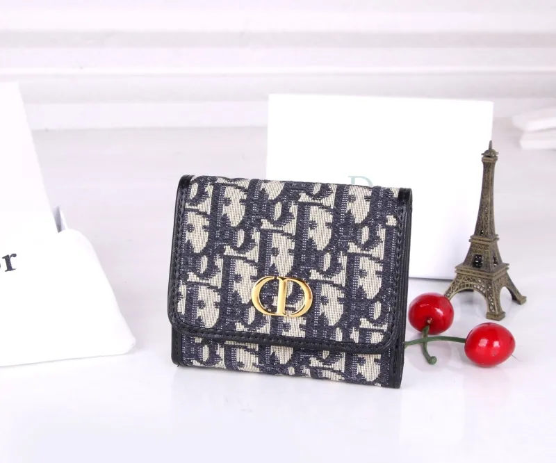 Alternative view of Dior Wallet-644