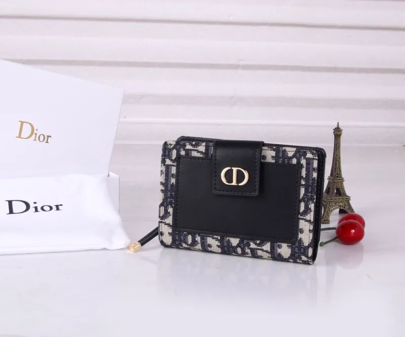 Alternative view of Dior Wallet-657