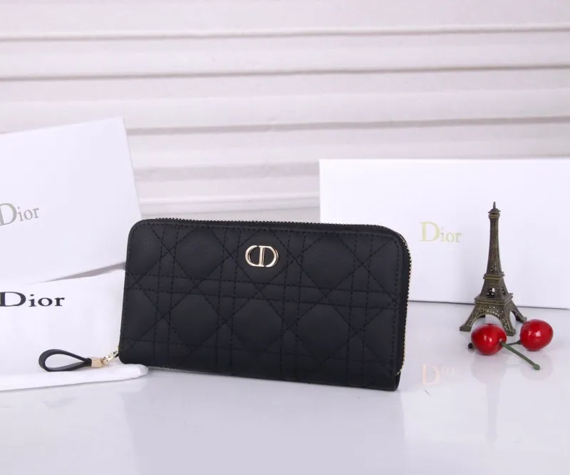 Alternative view of Dior Wallet-665