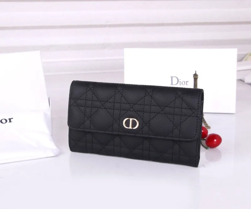 Alternative view of Dior Wallet-667