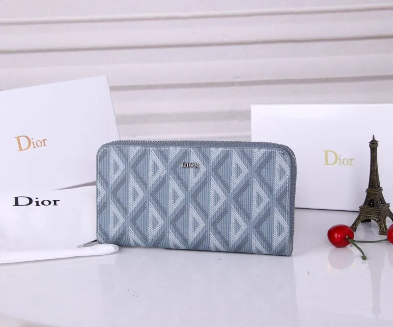 Alternative view of Dior Wallet-671