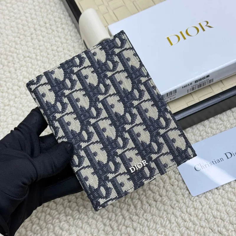 Alternative view of Dior Wallet-120