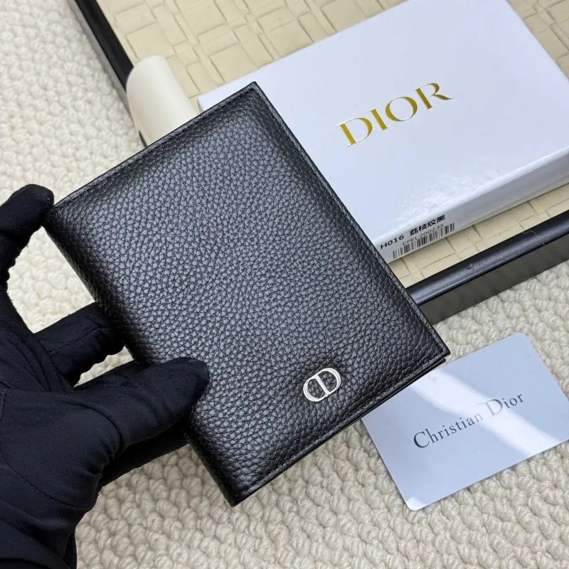 Alternative view of Dior Wallet-124