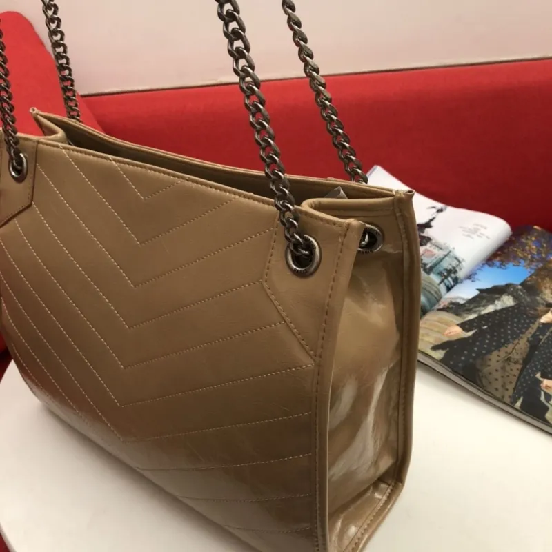 Saint Laurent Beige Chain Shopping Bag 129 - Image 6